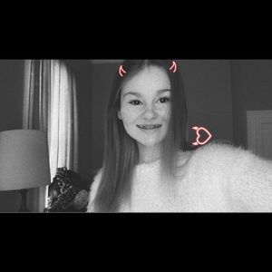 Meet your Posher, Eva